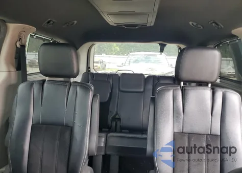 2016 Dodge Grand Caravan Sxt z USA, uszkodzony, nr VIN 2C4RDGCG9GR102703